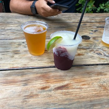 Hamilton Pork - Blackberry mojito and Hamilton Pilsner - Barbeque Near Me - Jersey City, New Jersey Hamilton Pork - Blackberry mojito and Hamilton Pilsner - Barbeque Near Me - Jersey City, New Jersey