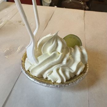 The Boiling Pot - Key Lime Tart - Seafood Near Me - Rockport, Texas