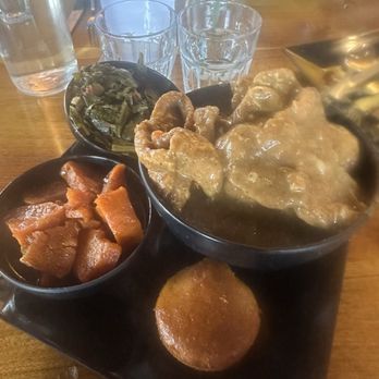 Y’S Choice - Turkey Chop Dinner - Soul Food Near Me - Oakland, California Y’S Choice - Turkey Chop Dinner - Soul Food Near Me - Oakland, California