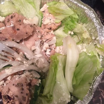 Abe's Pitaria - Disgusting barely any dressing - Greek Near Me - Wantagh, New York