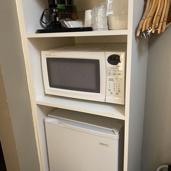 Hilltop Inn By Riversage - Coffee. Micro. Fridge. - Hotels Near Me - Billings, Montana Hilltop Inn By Riversage - Coffee. Micro. Fridge. - Hotels Near Me - Billings, Montana
