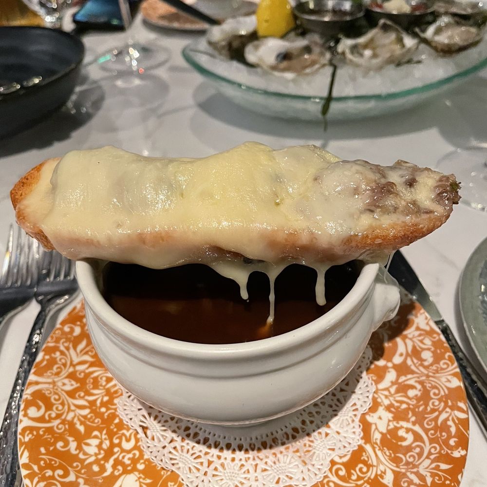 Ramsay's Kitchen - Onion soup and east coast oysters - New American Near Me - Las Vegas, Nevada Ramsay's Kitchen - Onion soup and east coast oysters - New American Near Me - Las Vegas, Nevada