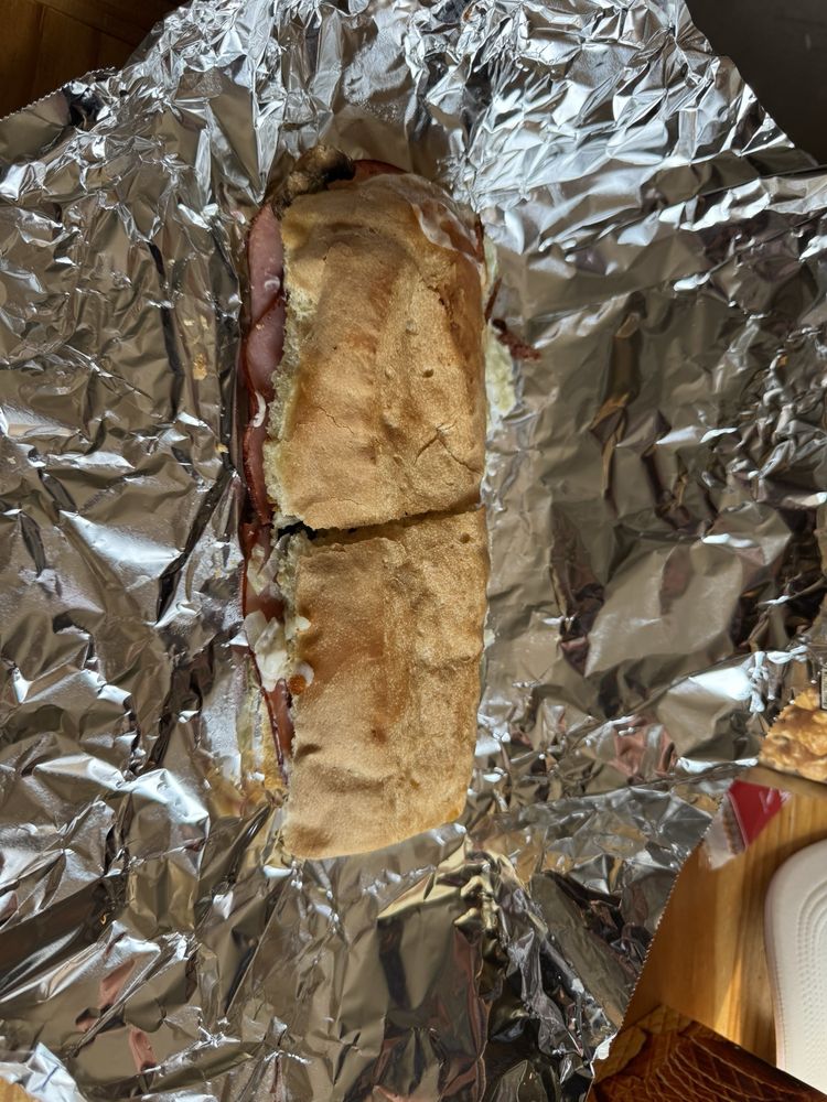 Mancino's Pizza & Grinders