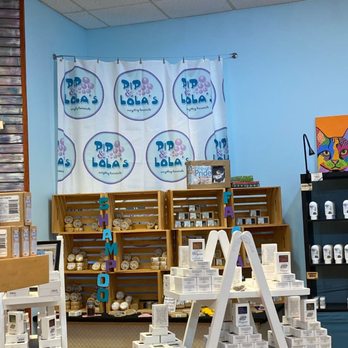 Pip & Lola's Everything Homemade - various soaps - Cosmetics & Beauty Supply Near Me - Homestead, Pennsylvania Pip & Lola's Everything Homemade - various soaps - Cosmetics & Beauty Supply Near Me - Homestead, Pennsylvania