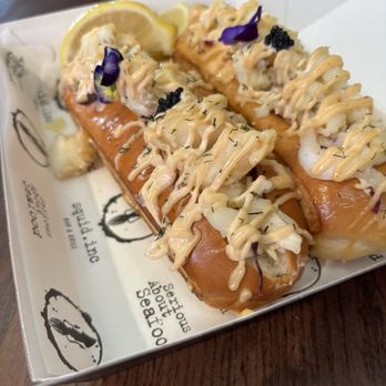 Sydney Fish Market - Lobster rolls - Seafood Markets Near Me - Pyrmont, NSW Sydney Fish Market - Lobster rolls - Seafood Markets Near Me - Pyrmont, NSW