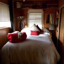 Rainbow Inn Guest House - Most comfortable bed ever!