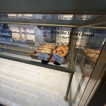 Tous Les Jours - Desserts Near Me - Oakdale, Minnesota Tous Les Jours - Desserts Near Me - Oakdale, Minnesota