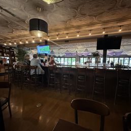 Bar Bar