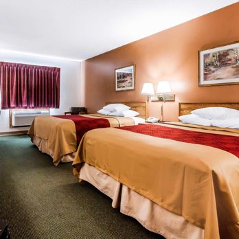 Rodeway Inn - Hotels Near Me - Holdrege, Nebraska Rodeway Inn - Hotels Near Me - Holdrege, Nebraska