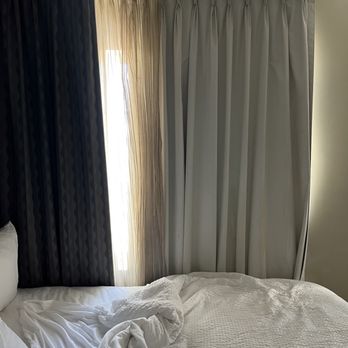 Staybridge Suites Phoenix - Chandler - Blinds don't cover window - Hotels Near Me - Chandler, Arizona Staybridge Suites Phoenix - Chandler - Blinds don't cover window - Hotels Near Me - Chandler, Arizona