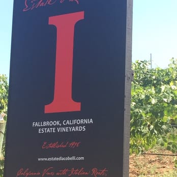 Estate D'Iacobelli - Wine Bars Near Me - Fallbrook, California