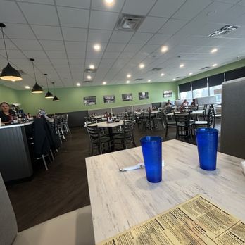 Lincoln Square Pancake House - Pancakes Near Me - Fishers, Indiana