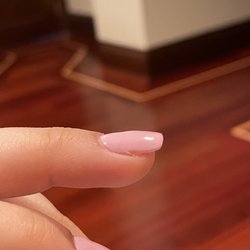 V-Luxe Nails & Spa