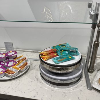 United Club - Airport Lounges Near Me - Dulles, Virginia United Club - Airport Lounges Near Me - Dulles, Virginia