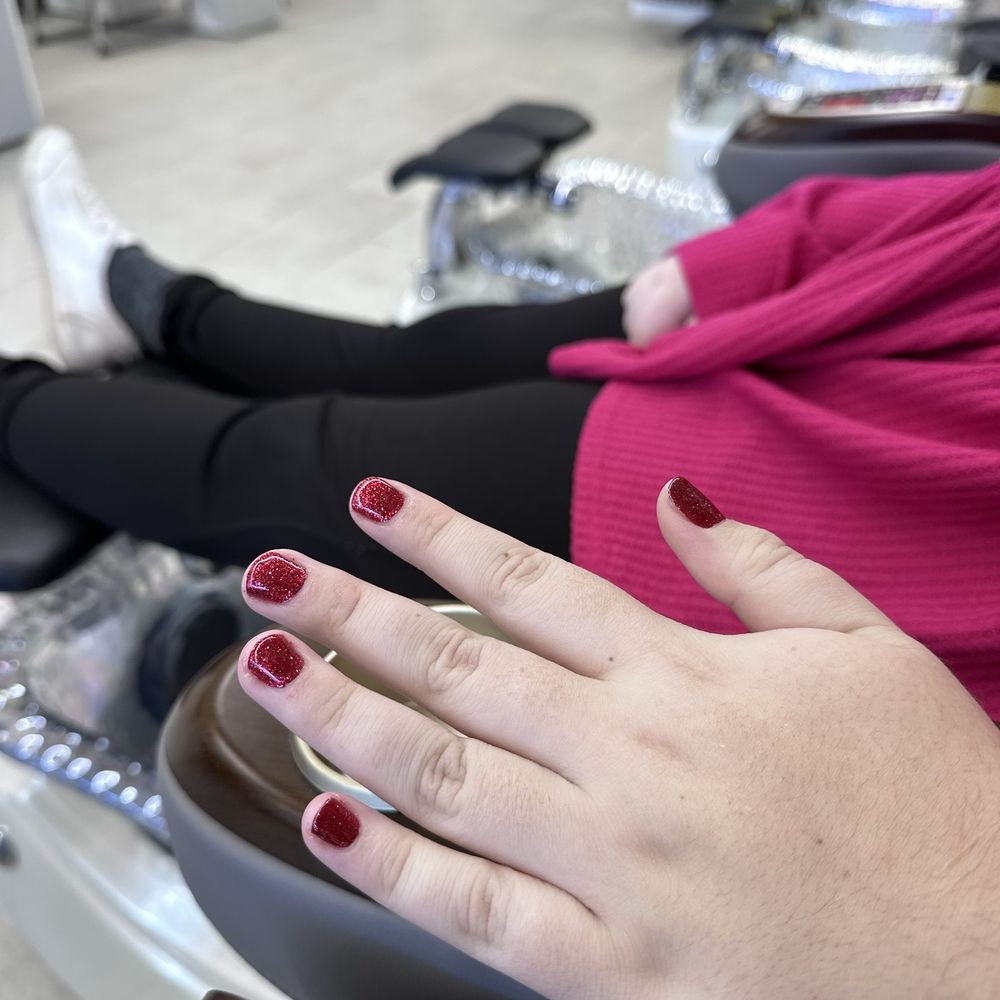 Apple Nails & Spa - Daughters manicure - Nail Salons Near Me - Placerville, California Apple Nails & Spa - Daughters manicure - Nail Salons Near Me - Placerville, California