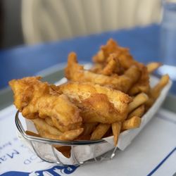 Andria's Seafood Restaurant & Market - Fish and chips