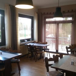 Brasserie am Bärensee - Der neue Nebenraum mit Blick auf den See