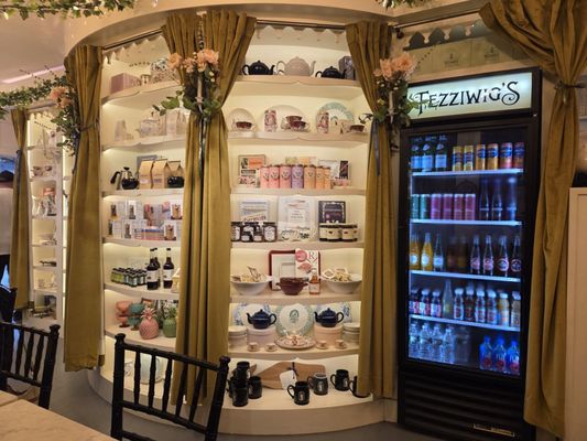 Fezziwig's Food and Fountain by null