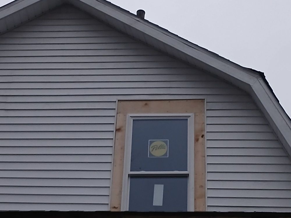 Slide of F & F Home Improvement