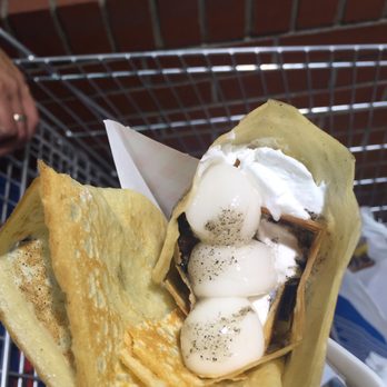 KAI Sweets Cafe - Red bean/black sesame crepe - Cafes Near Me - Edgewater, New Jersey