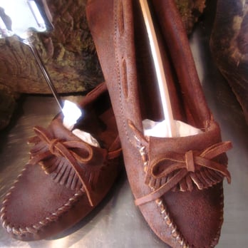 LaLa's - Classic Driving Moc $74.95 - Home Decor Near Me - North Vancouver, British Columbia LaLa's - Classic Driving Moc $74.95 - Home Decor Near Me - North Vancouver, British Columbia