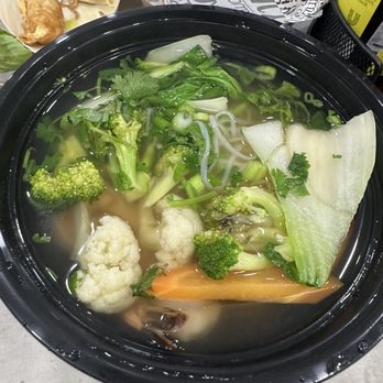 Viet Bowl - Vegetable shrimp pho - Asian Fusion Near Me - Fort Pierce, Florida