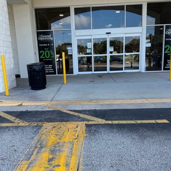 The Restaurant Store - Orlando - Entrance - Restaurant Supplies Near Me - Orlando, Florida