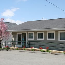 Spinnaker Veterinary Clinic - View of the front of the clinic.
