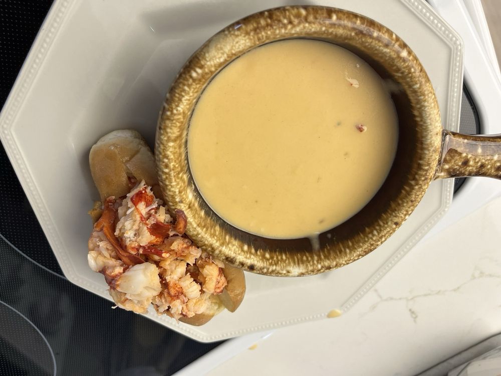 Cousins Maine Lobster