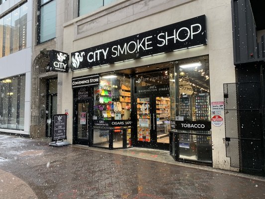 City Smoke Shop by null