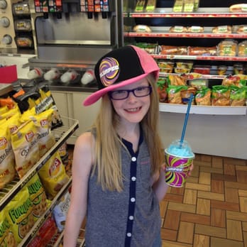 7-Eleven - Hip Hop Slurpee girl - Convenience Stores Near Me - Virginia Beach, Virginia 7-Eleven - Hip Hop Slurpee girl - Convenience Stores Near Me - Virginia Beach, Virginia