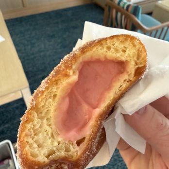 Leonard's Bakery - Guava malasada - Bakeries Near Me - Honolulu, Hawaii Leonard's Bakery - Guava malasada - Bakeries Near Me - Honolulu, Hawaii