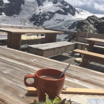 Gandegghütte - Hot chocolate - Mountain Huts Near Me - Zermatt, VS