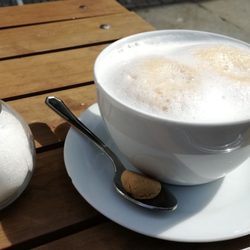 Telegraph Café Restaurant - Milchkaffee (3,60€)