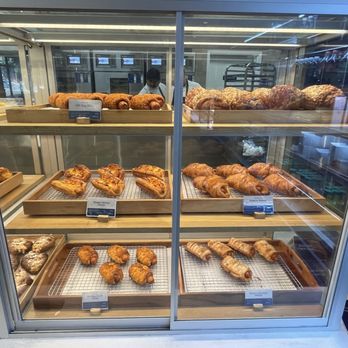 Paris Baguette - Bakeries Near Me - Hayward, California