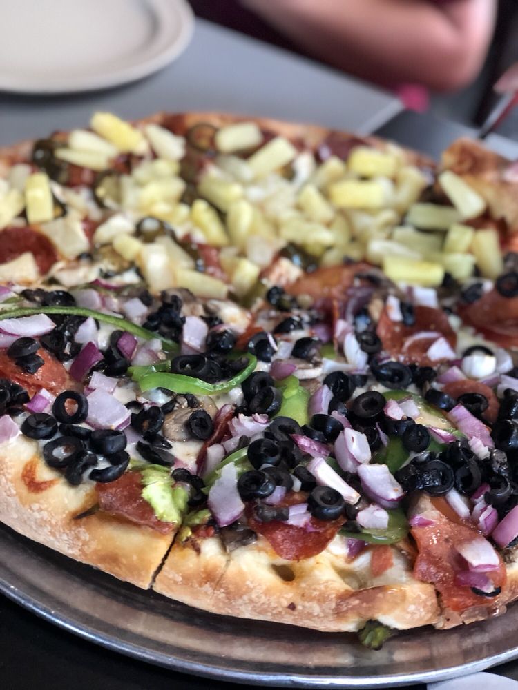 WAREHOUSE PIZZA 300 Photos & 785 Reviews 2340 D St, La Verne