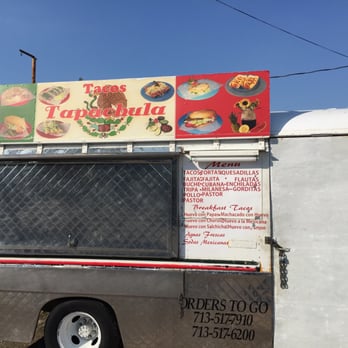 Tacos Tapachula - a taco truck parked on the side of the road - Food Trucks Near Me - Houston, Texas Tacos Tapachula - a taco truck parked on the side of the road - Food Trucks Near Me - Houston, Texas