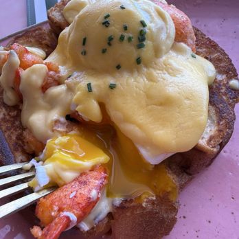 Nigel's Waterfront Restaurant - Lobster Benedict - Bars Near Me - Long Beach, California Nigel's Waterfront Restaurant - Lobster Benedict - Bars Near Me - Long Beach, California