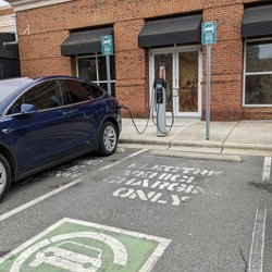 ChargePoint - ChargePoint, 3908 Colony Rd, Charlotte