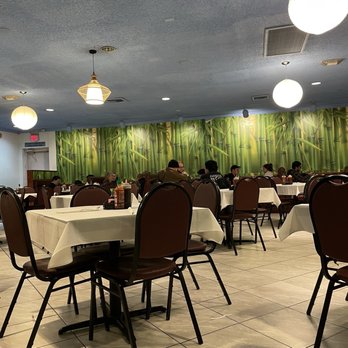 Viet's Pho - Inside - Vietnamese Near Me - Albuquerque, New Mexico