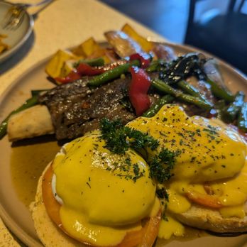 Khao Hom - Food was bland. Textures were good and meat was fall off the bone but too pricey.    IG: @thefoodhigh - Thai Near Me - Hayward, California