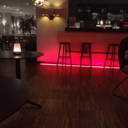 Scandic Sydhavnen - A picture of the bar. A good place to hang and get a cook and something to eat :-)