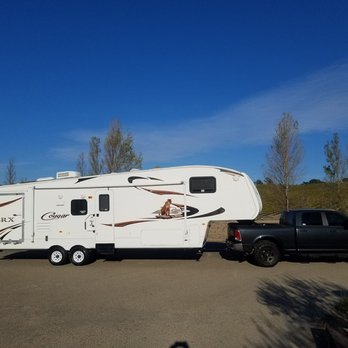 Trailer Hitch RV - 5th wheel and truck - RV Dealers Near Me - Nipomo, California Trailer Hitch RV - 5th wheel and truck - RV Dealers Near Me - Nipomo, California