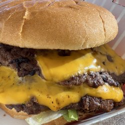 Freddy's Frozen Custard & Steakburgers - California burger.