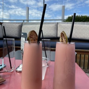 L.A. Jackson - Frozé - Cocktail Bars Near Me - Nashville, Tennessee L.A. Jackson - Frozé - Cocktail Bars Near Me - Nashville, Tennessee