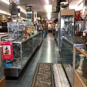Georgetown Antique Mall - Antiques Near Me - Georgetown, Kentucky Georgetown Antique Mall - Antiques Near Me - Georgetown, Kentucky