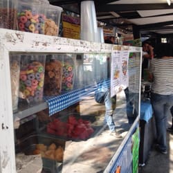 Puestos de Comida de la Facultad de Filosofía y Letras - Puesto de cocteles en el corredor de comida