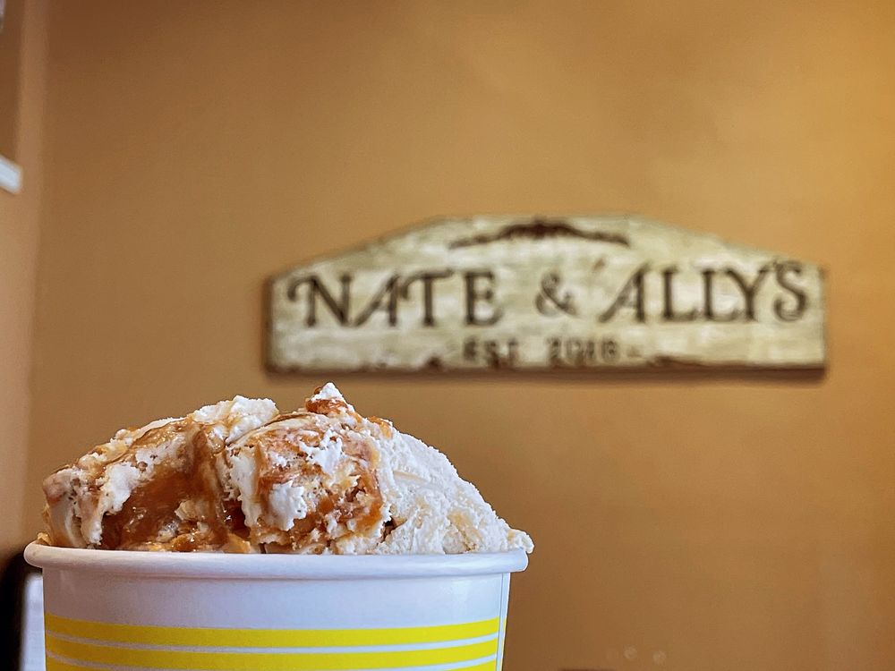 Nate & Ally's Logo