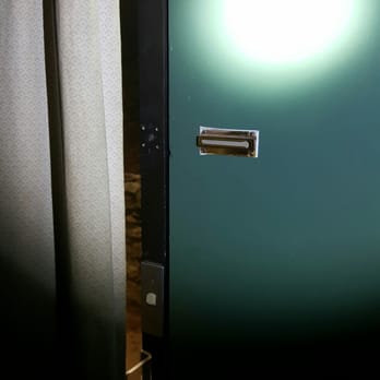 The Mountaineer Inn - No lock on the door - Hotels Near Me - Asheville, North Carolina The Mountaineer Inn - No lock on the door - Hotels Near Me - Asheville, North Carolina
