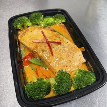 Eat Thai - Panang Salmon - Thai Near Me - Sterling Heights, Michigan Eat Thai - Panang Salmon - Thai Near Me - Sterling Heights, Michigan